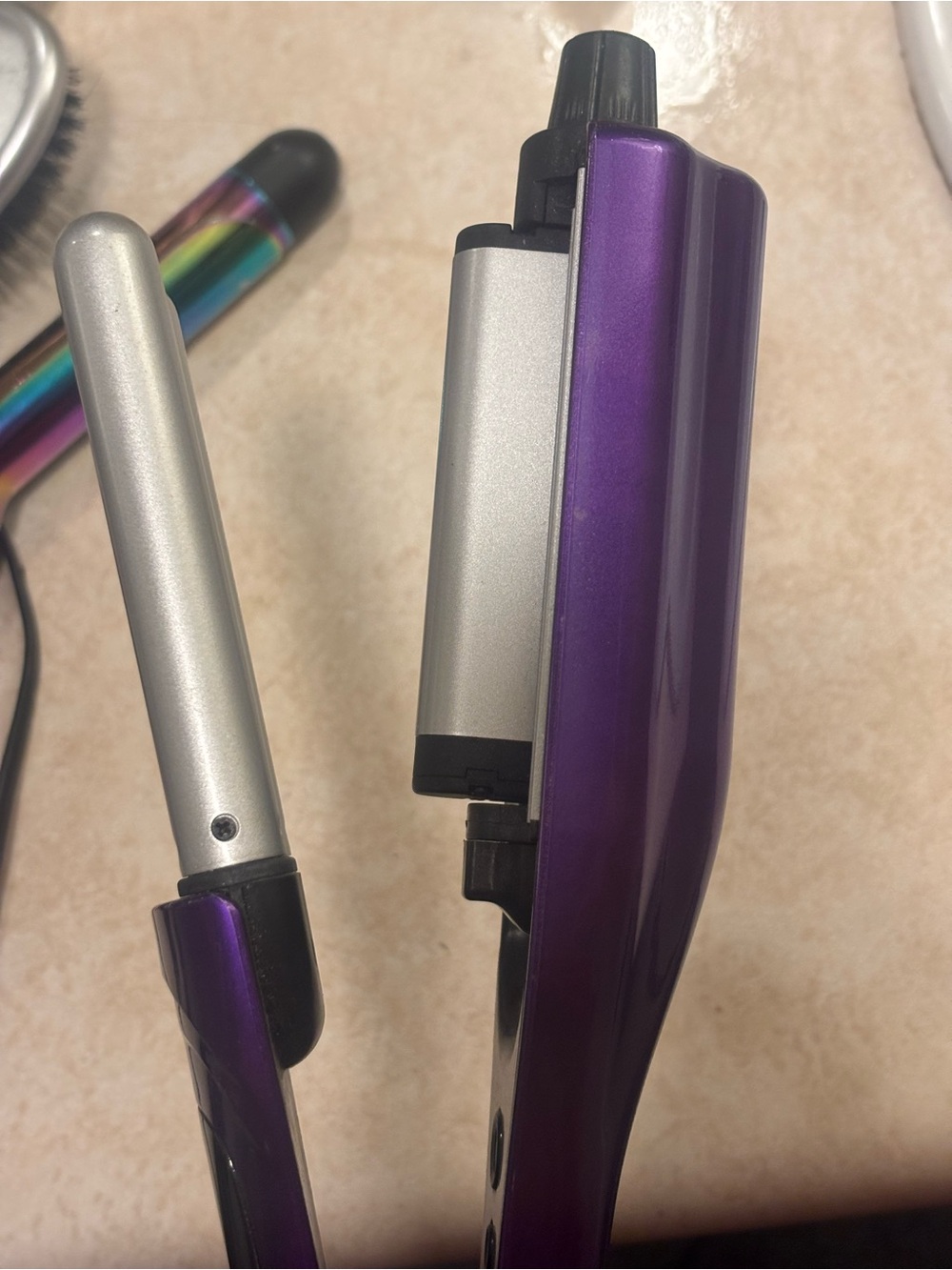 BedHead “A Wave we go” crimper Iron - Picture 2 of 4